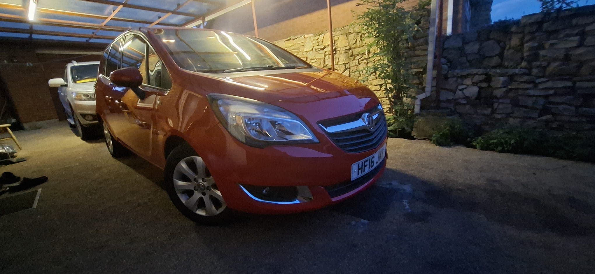 2016 Vauxhall Meriva vehicle photo 4